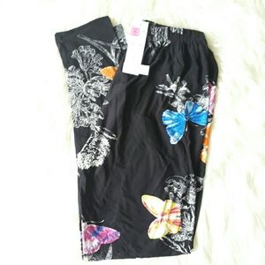 Plus Size Soft Butterfly Leggings